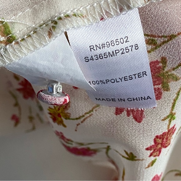 Women’s Medium Krazy Kat Bell Sleeve Floral Blouse - Picture 7 of 8